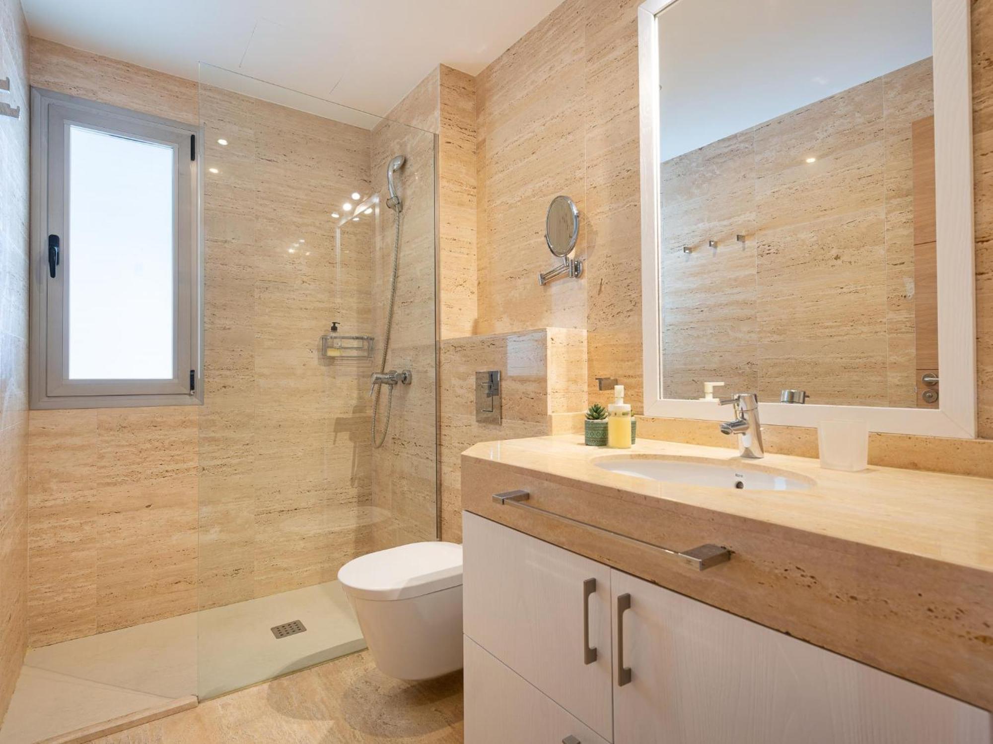 Exclusiva En Primera Linea De Playa En Con Jacuzzi *