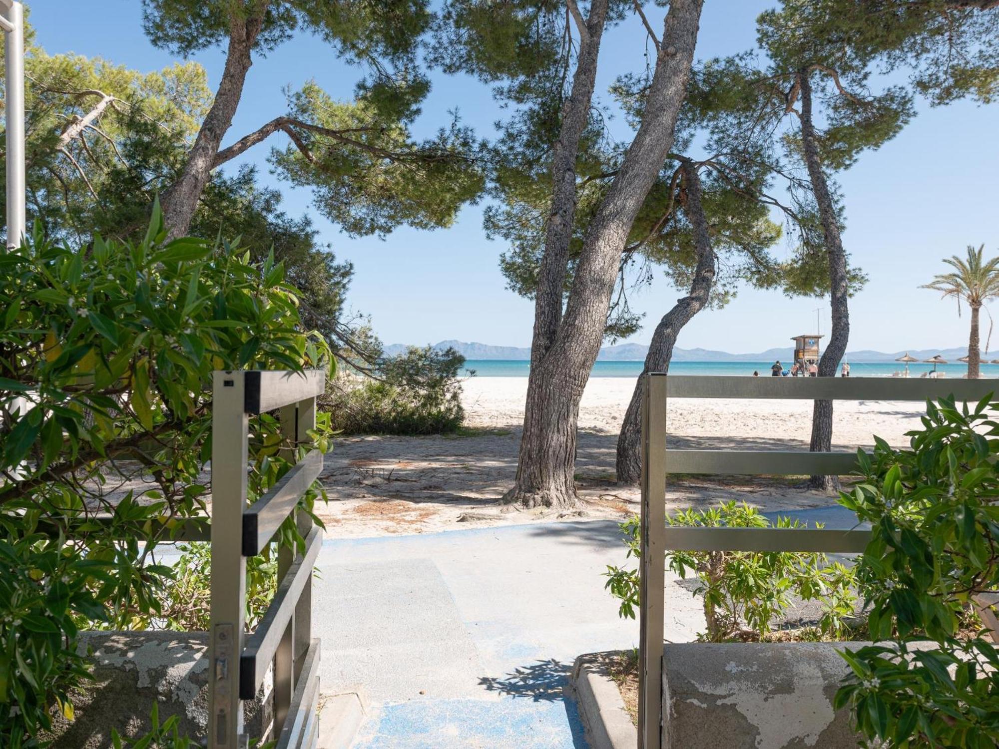 Exclusiva En Primera Linea De Playa En Con Jacuzzi Ferienhaus Alcúdia